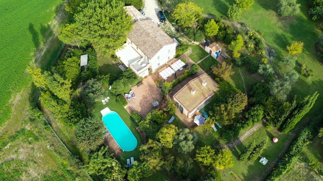 Grande Villa Storica Per Vacanze Con Giardino Privato E Piscina Ostra Exterior photo