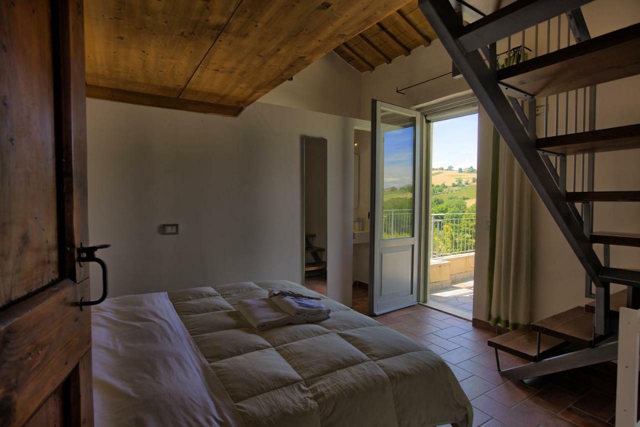 Grande Villa Storica Per Vacanze Con Giardino Privato E Piscina Ostra Exterior photo